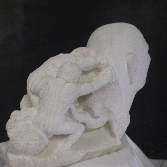 SCULTURE EN MOCCA CREME 675X675 | marbrerie geraudel Création / Décoration Vandœuvre-lès-Nancy 58