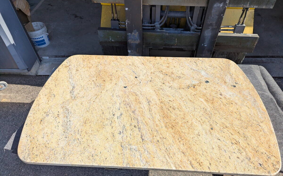 PLATEAU DE TABLE 1  – DESTOCKAGE Toul