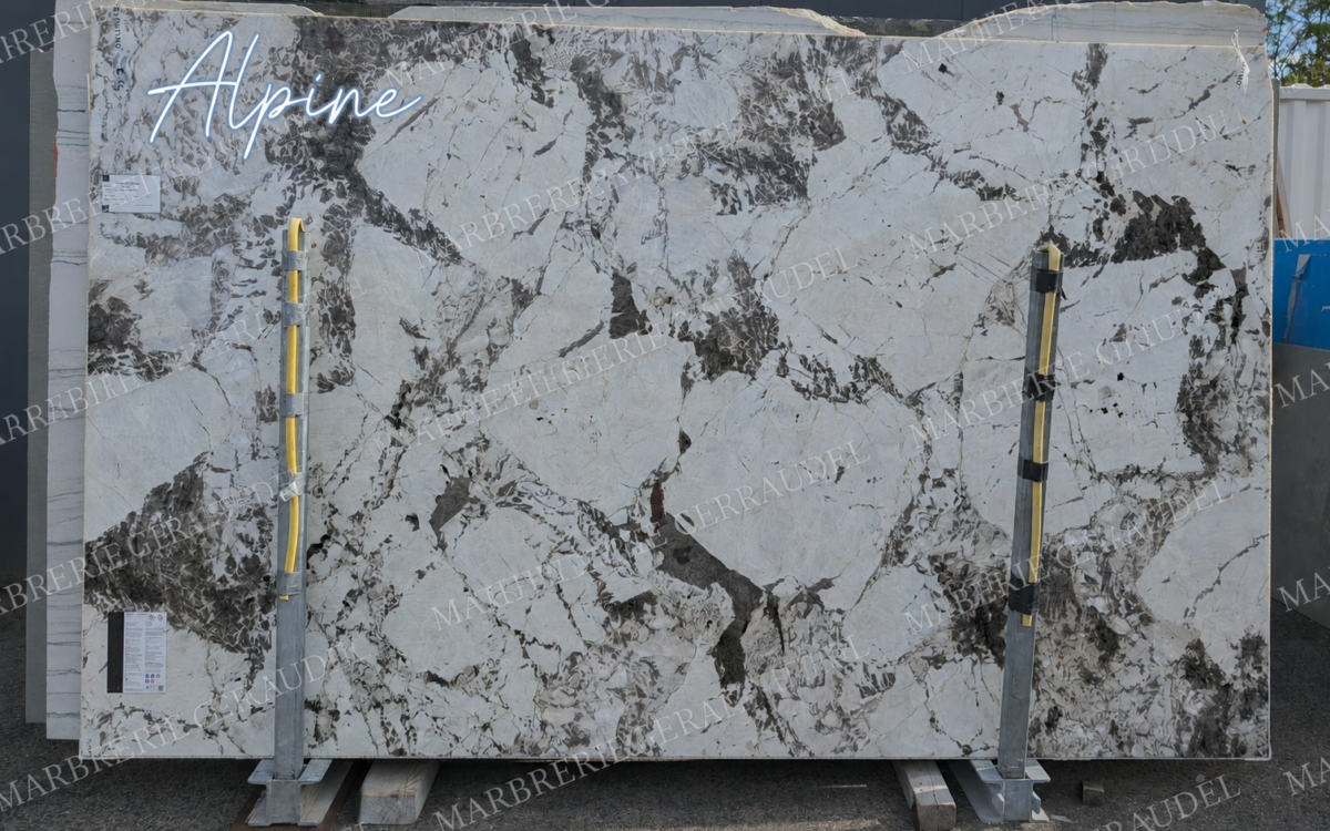 QUARTZITE ALPINE – FINITION POLI – &eacute;p.20mm Nancy